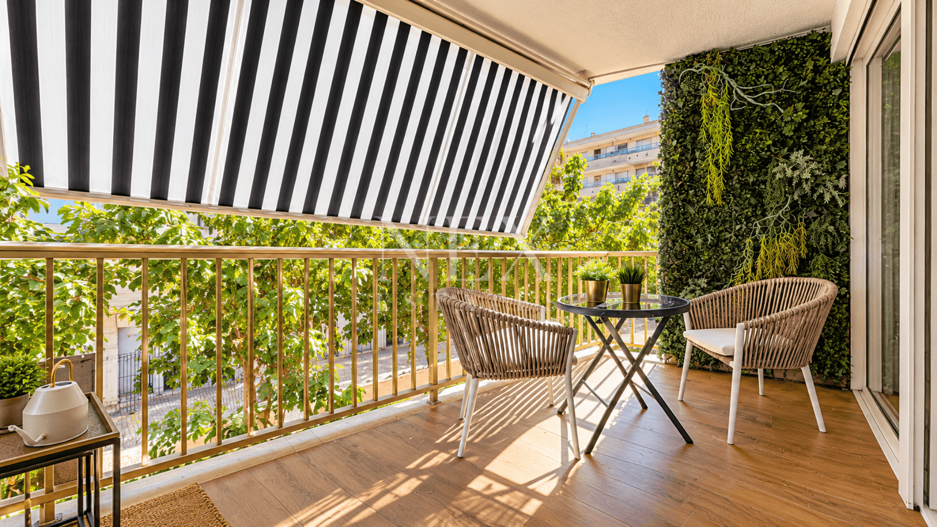 APARTAMENTO REFORMADO CON BALCÓN Y GARAJE PRIVADO, imagen principal
