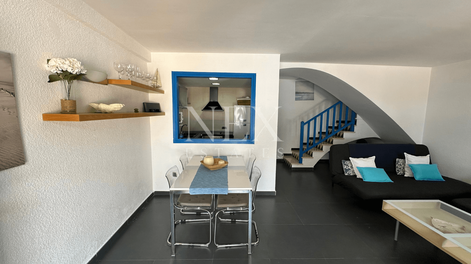 CASA PAREADA CON PISCINA, imagen 4