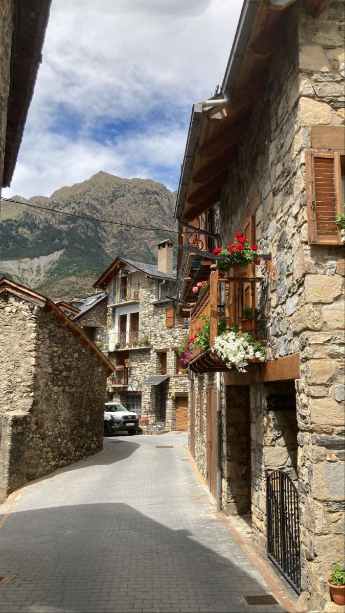 Vista de LA CERDANYA, Lleida/Girona