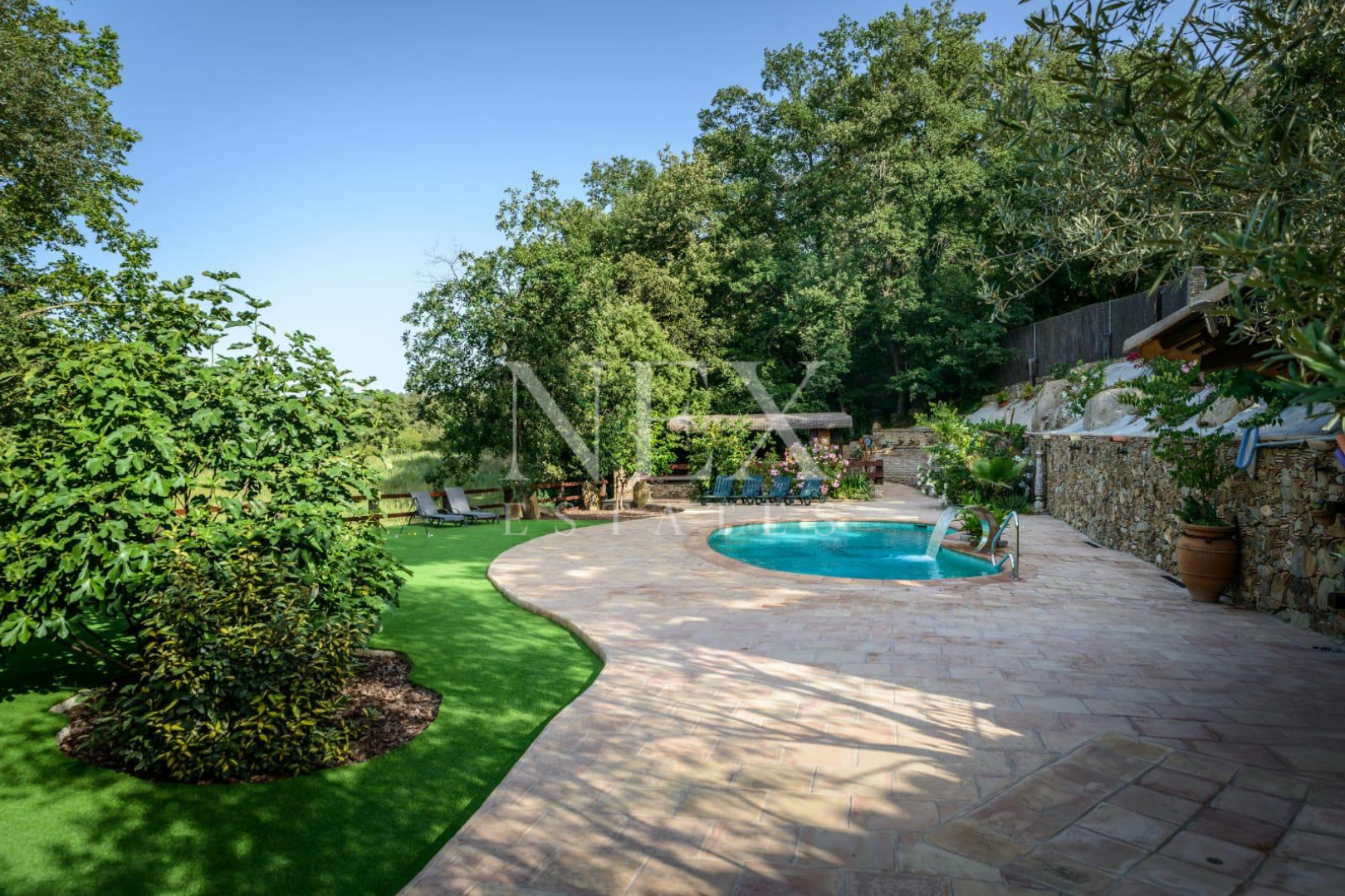 MASÍA CON CABAÑA PRIVADA EN VENTA , imagen principal